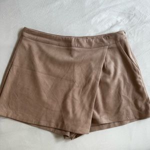 Boutique Skort